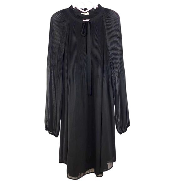 Meadow Rue Anthropologie Saoirse Black Tunic Dress Size M Pleated Minimalism - Picture 1 of 9